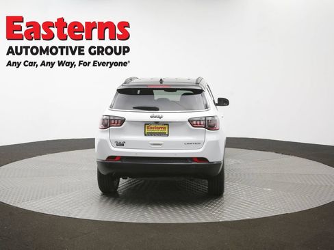 Used 2025 Jeep Compass Limited AWD/4WD image 36
