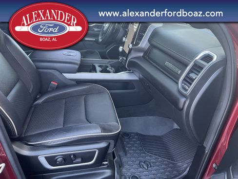 Used 2023 RAM 1500 Laramie AWD/4WD image 17
