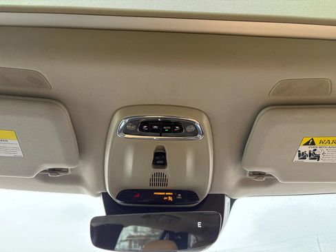 Used 2016 Volvo XC90 T6 Momentum image 26