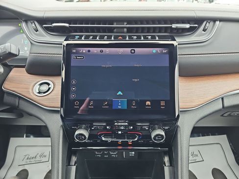 Used 2022 Jeep Grand Cherokee Summit image 27