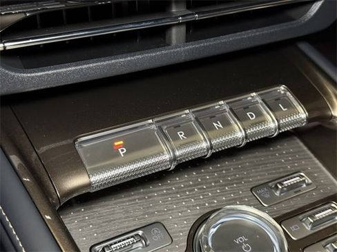 New 2026 Lincoln Nautilus Black Label image 30