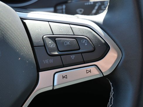 Certified 2021 Volkswagen Atlas SE w/ Towing Package image 32