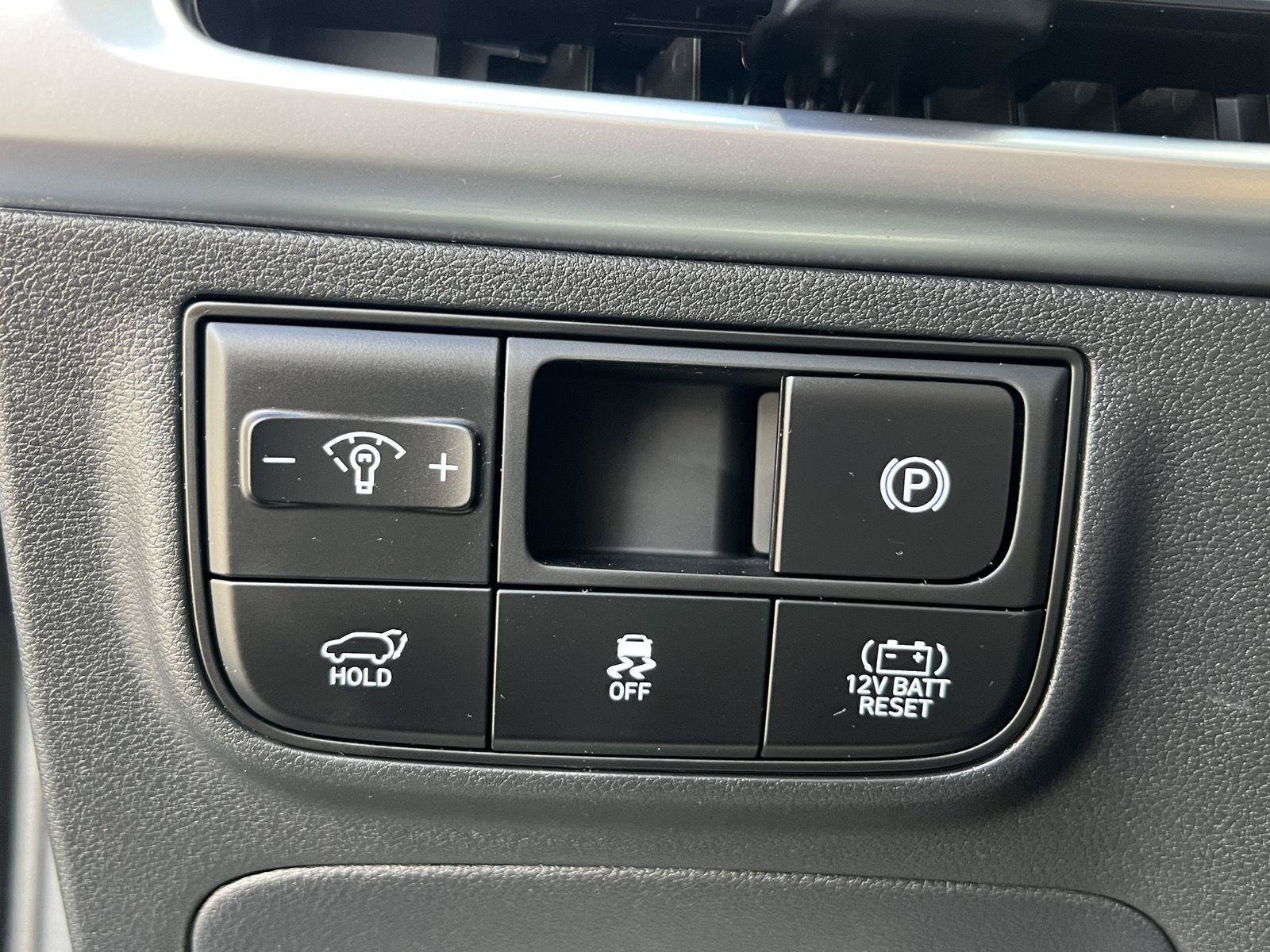 Certified 2025 Hyundai Tucson SEL AWD/4WD image 18