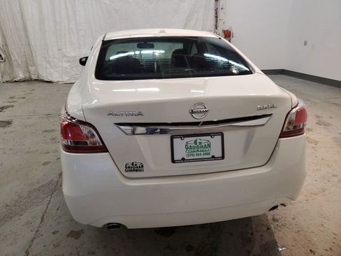 Used 2013 Nissan Altima 3.5 SL w/ Technology Pkg image 5