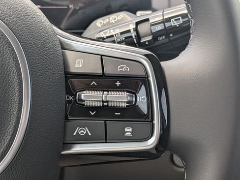 New 2026 Kia Carnival FWD image 25