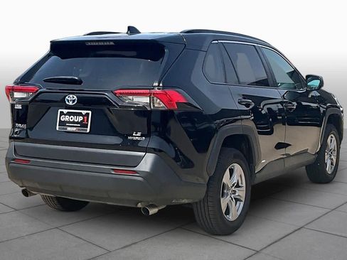 Used 2023 Toyota RAV4 LE AWD/4WD image 14