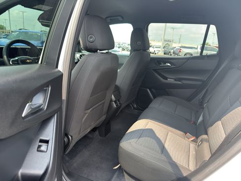 Certified 2025 Chevrolet Equinox LT w/ Safety and Technology Package AWD/4WD image 28