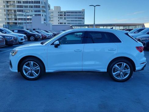 Certified 2023 Audi Q3 2.0T Premium Plus w/ Premium Plus Package image 3