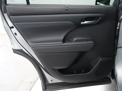 Used 2023 Toyota Highlander XSE image 59