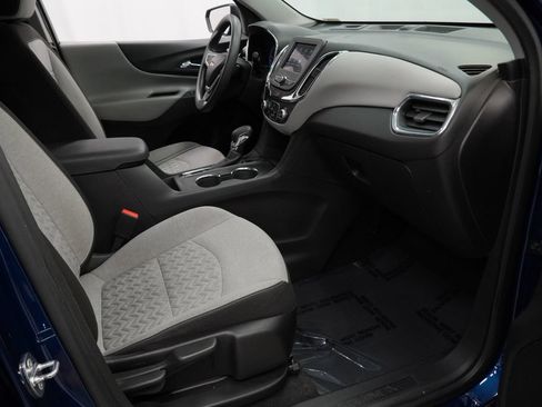 Certified 2022 Chevrolet Equinox LS FWD image 32