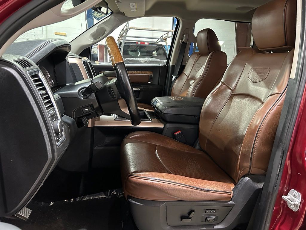 Used 2014 RAM 1500 Laramie Longhorn w/ Convenience Group AWD/4WD image 19