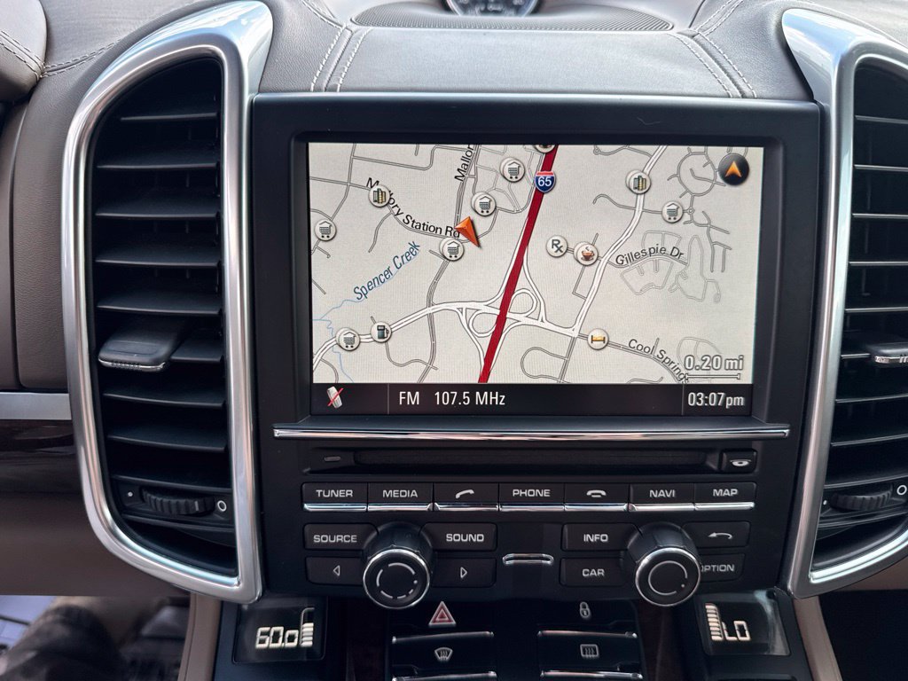 Used 2012 Porsche Cayenne AWD/4WD image 19