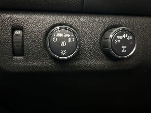 Used 2019 Chevrolet Colorado LT w/ Redline Special Edition image 15