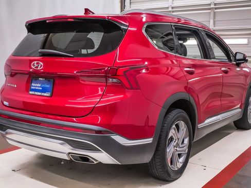 Certified 2023 Hyundai Santa Fe SEL w/ Premium Package FWD image 6