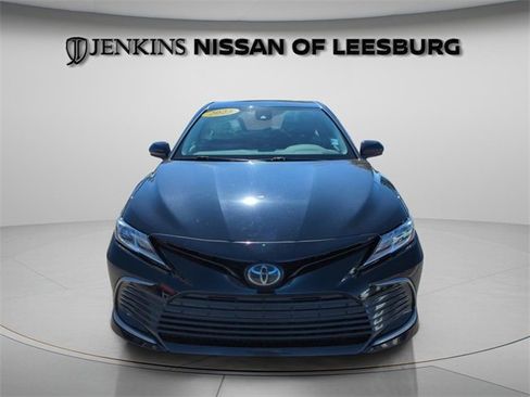 Used 2023 Toyota Camry LE image 2