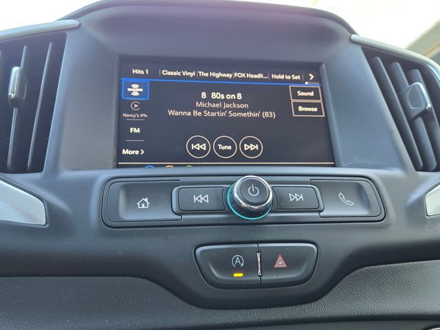 Used 2024 GMC Terrain SLE w/ Driver Convenience Package FWD image 11