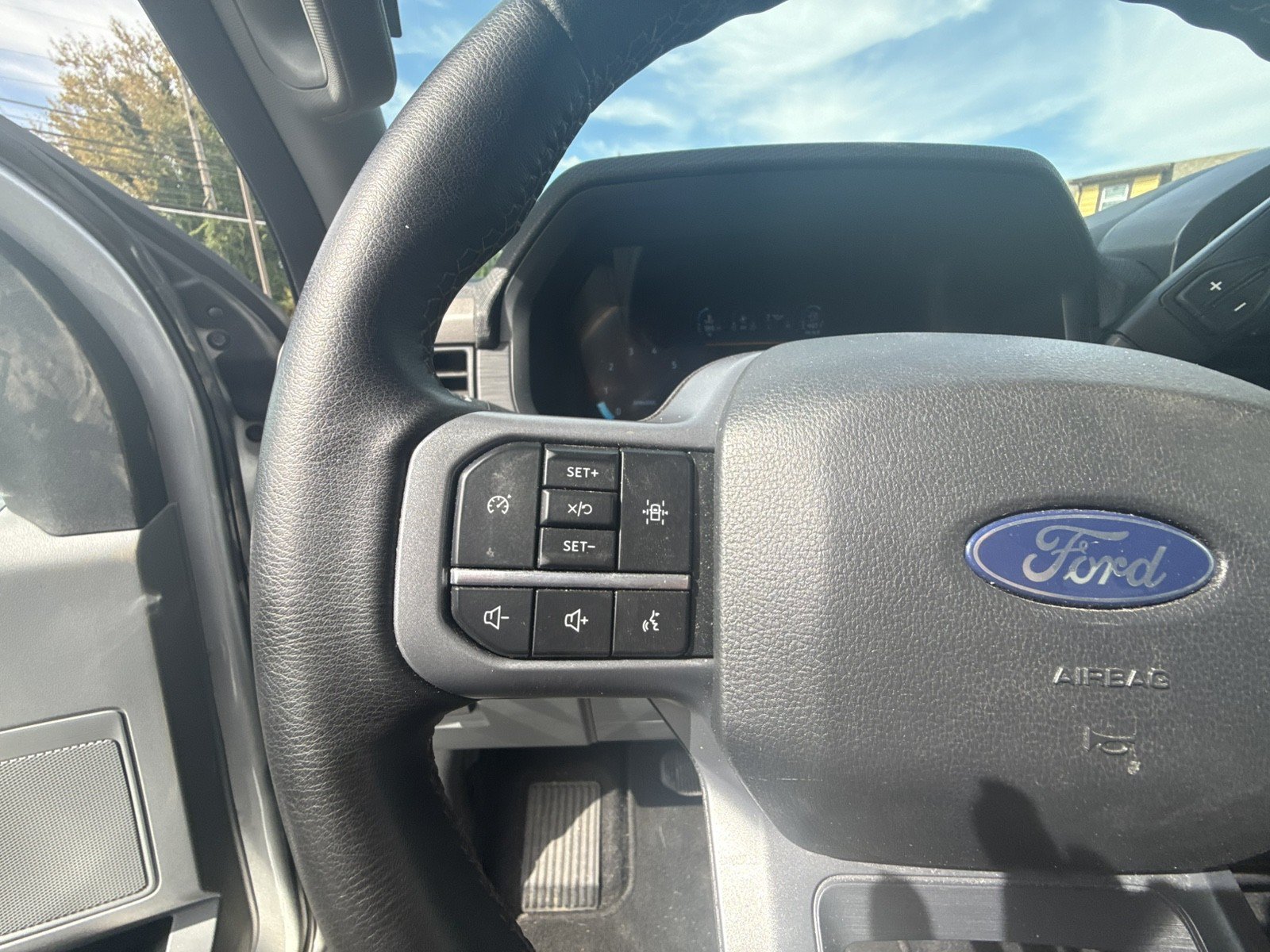 Used 2025 Ford F150 XLT w/ Equipment Group 301A Standard AWD/4WD image 20