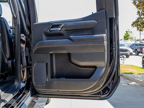 Used 2023 GMC Sierra 1500 AT4 w/ AT4 Premium Package image 38