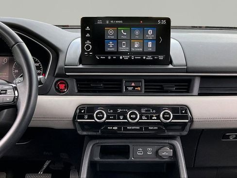 Used 2025 Honda Pilot EX-L image 10
