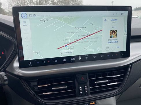 New 2026 Ford Escape SE w/ Class II Trailer Tow Package image 17