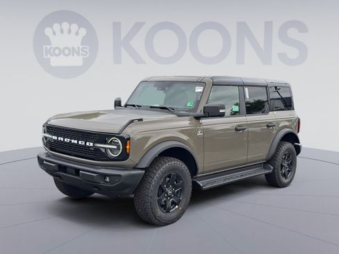 New 2025 Ford Bronco Outer Banks image 1