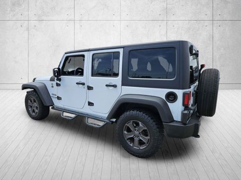 Used 2018 Jeep Wrangler Unlimited Sport AWD/4WD image 5