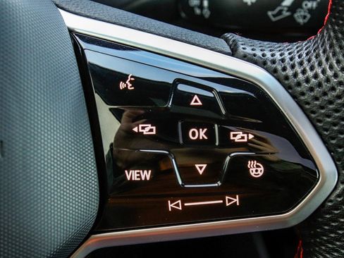 Used 2024 Volkswagen GTI Autobahn image 28