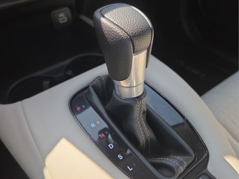 Used 2024 Honda HR-V LX image 20
