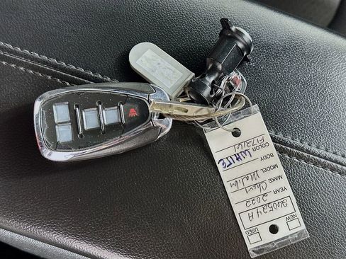 Used 2022 Chevrolet Malibu LT image 34