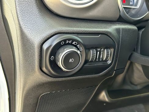 Certified 2021 Jeep Wrangler Unlimited Sahara w/ LED Lighting Group image 49