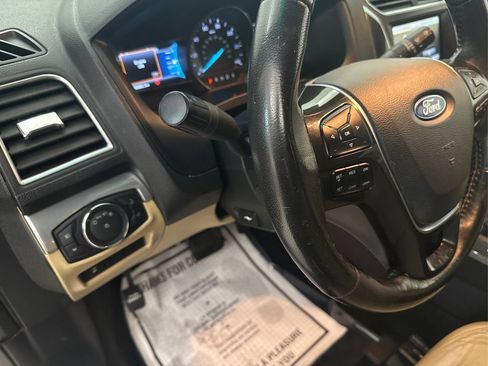 Used 2016 Ford Explorer Limited w/ Equipment Group 301A FWD image 29