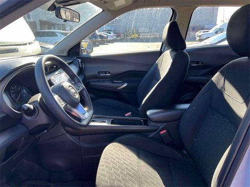 Used 2023 Nissan Kicks SV image 16