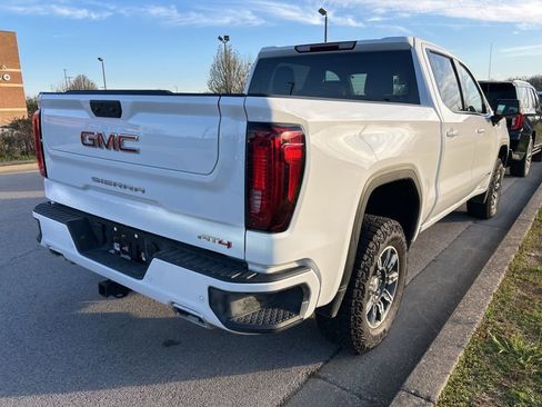 Used 2025 GMC Sierra 1500 AT4 image 3