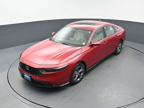 Certified 2023 Honda Accord EX image 41