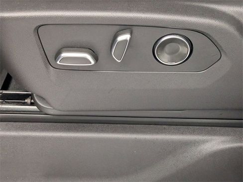 Used 2024 GMC Sierra 1500 Denali image 15