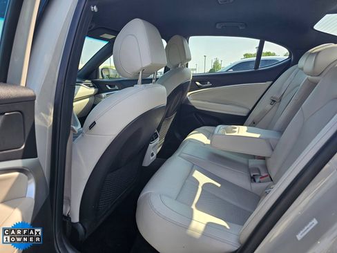 Used 2025 Genesis G70 2.5T AWD/4WD image 33