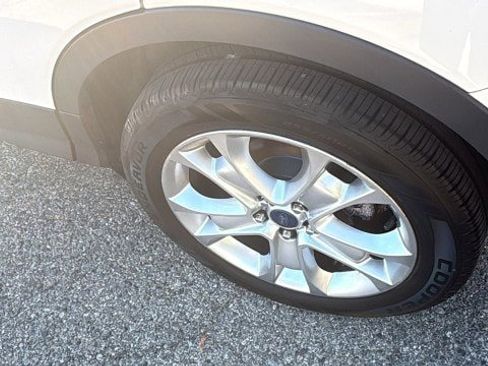 Used 2015 Ford Escape Titanium w/ Equipment Group 301A image 25