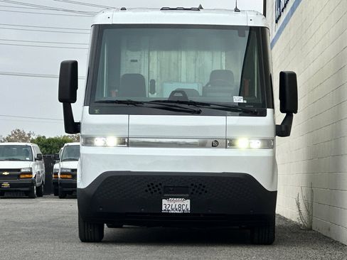 Used 2023 Chevrolet Brightdrop 600 w/ Active Safety Package 2 AWD/4WD image 9