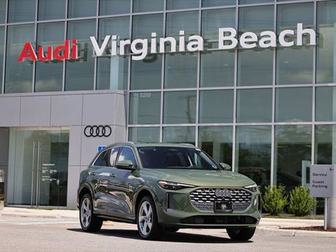 Certified 2025 Audi Q5 Premium Plus w/ Premium Plus AWD/4WD image 1
