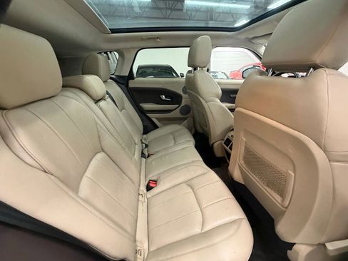 Used 2016 Land Rover Range Rover Evoque SE AWD/4WD image 19