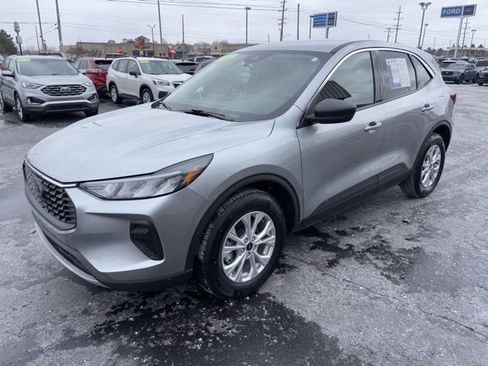 Used 2023 Ford Escape Active w/ Tech Pack #1 AWD/4WD image 18