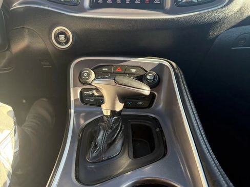 Used 2019 Dodge Challenger SXT RWD image 18