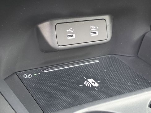New 2026 Honda HR-V EX-L image 9