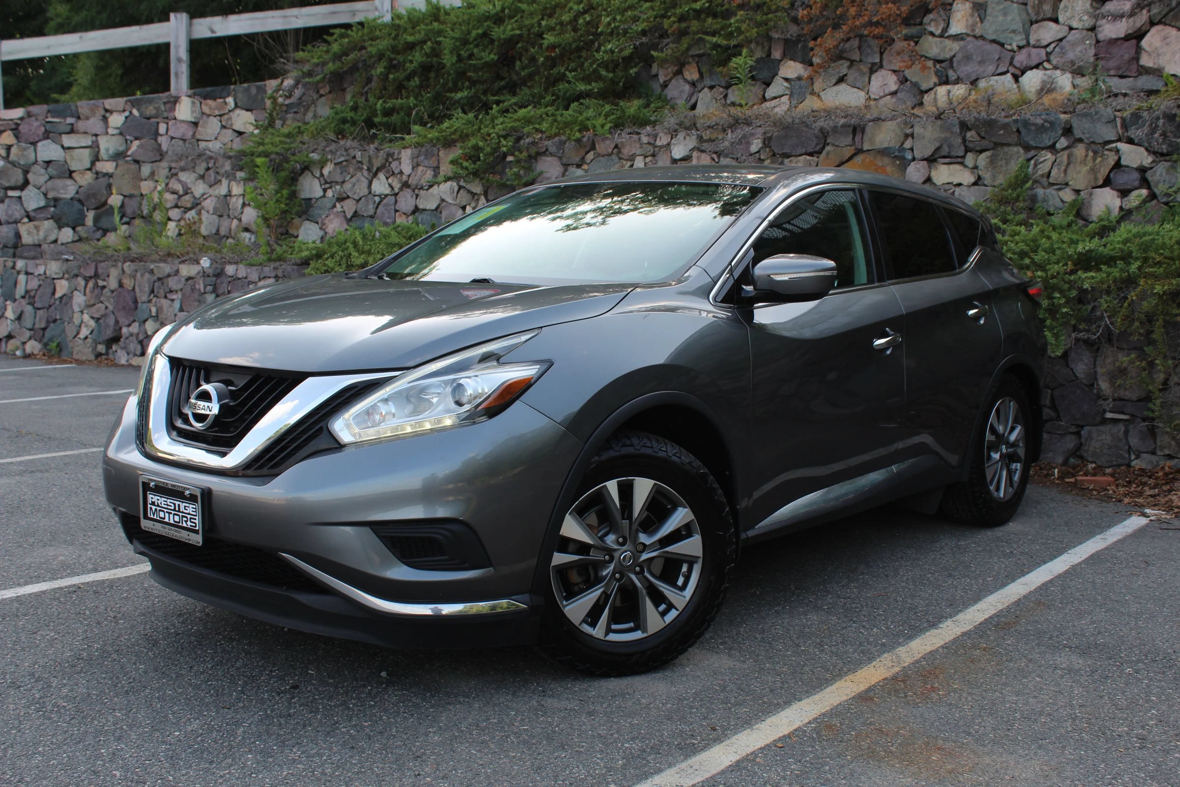 Used 2015 Nissan Murano S AWD/4WD image 2