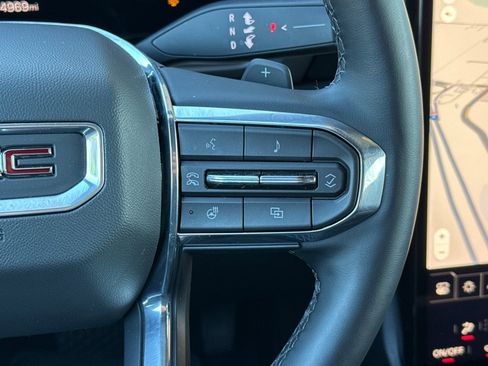 Used 2026 GMC Terrain Elevation image 32