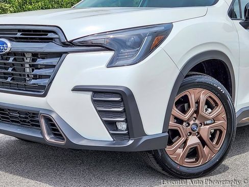 Used 2026 Subaru Ascent Limited Bronze AWD/4WD image 3