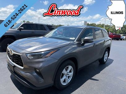 Used 2024 Toyota Highlander LE