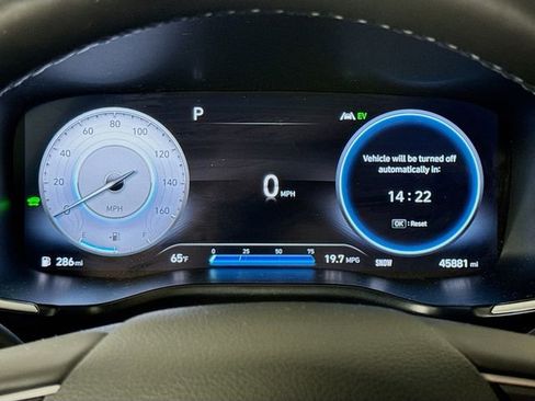 Certified 2023 Hyundai Santa Fe Limited AWD/4WD image 21