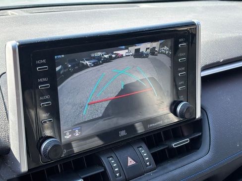 Used 2019 Toyota RAV4 XSE AWD/4WD image 8