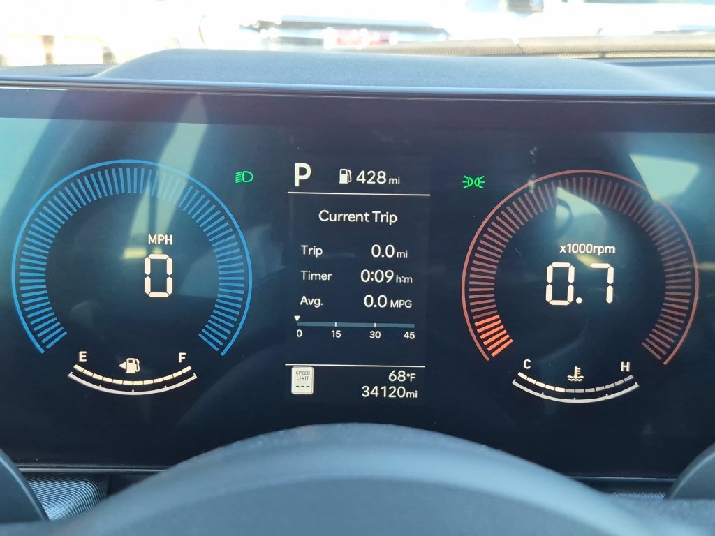 Used 2025 Hyundai Sonata SEL FWD image 16